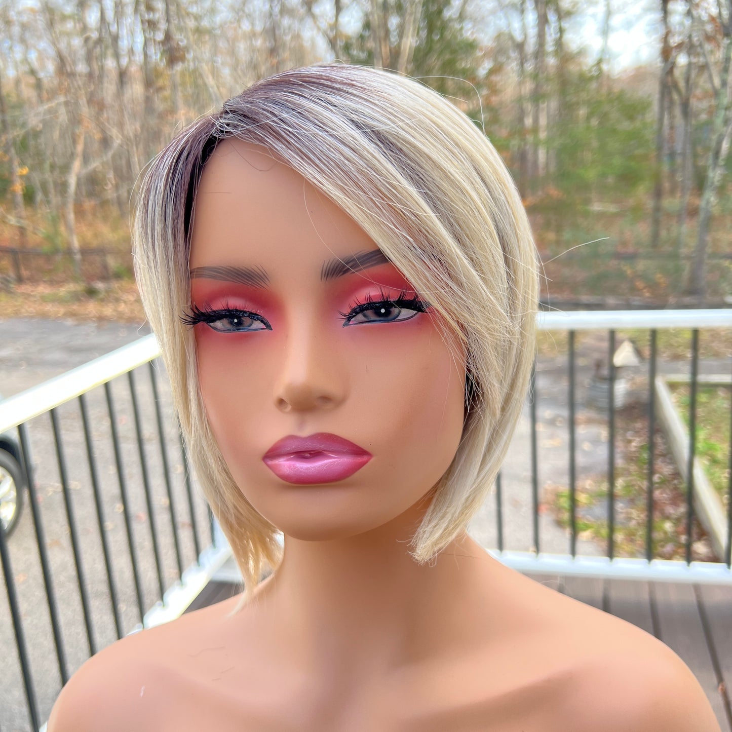 Meg-Short dark root blonde wig