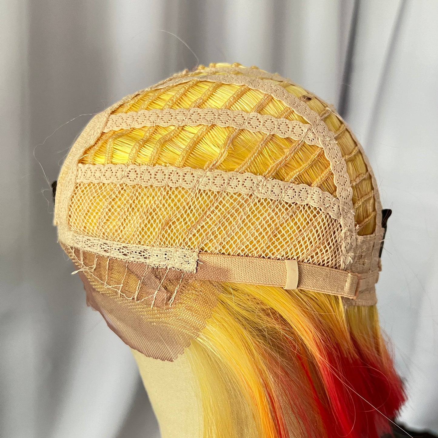 Mane Concept Red Carpet Premium Lace Front Wig RCP7050 Sweet Macaron 02